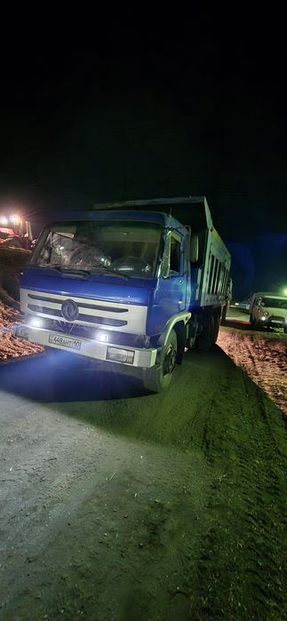 Самосвал Донг фенг