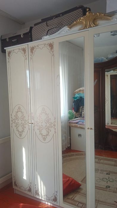 Спальный гарнитур