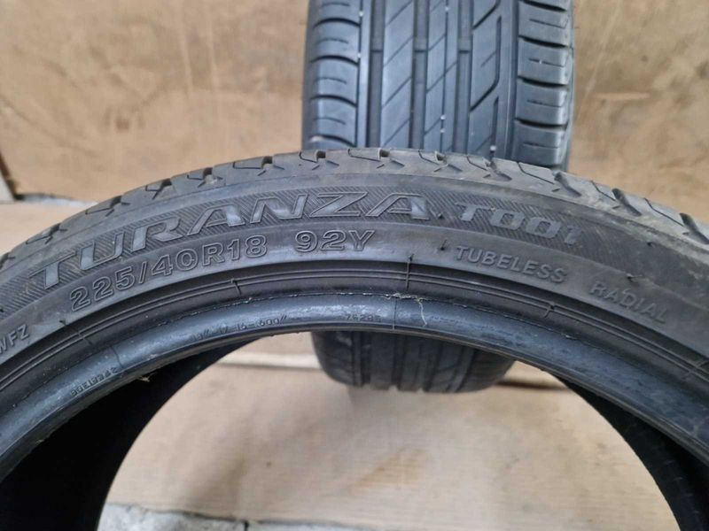 2 Bridgestone R18 225/40
летни гуми
DOT2420