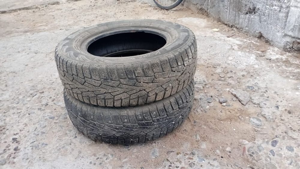 Продам резину зимнюю .13.