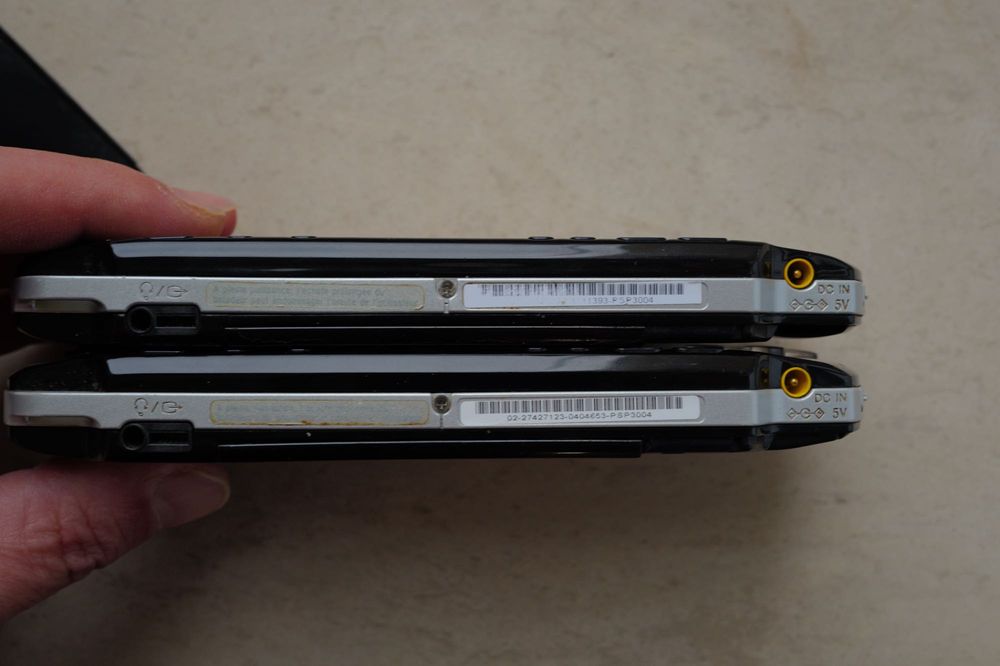 Consola PSP 3004 doua bucati playstation sony