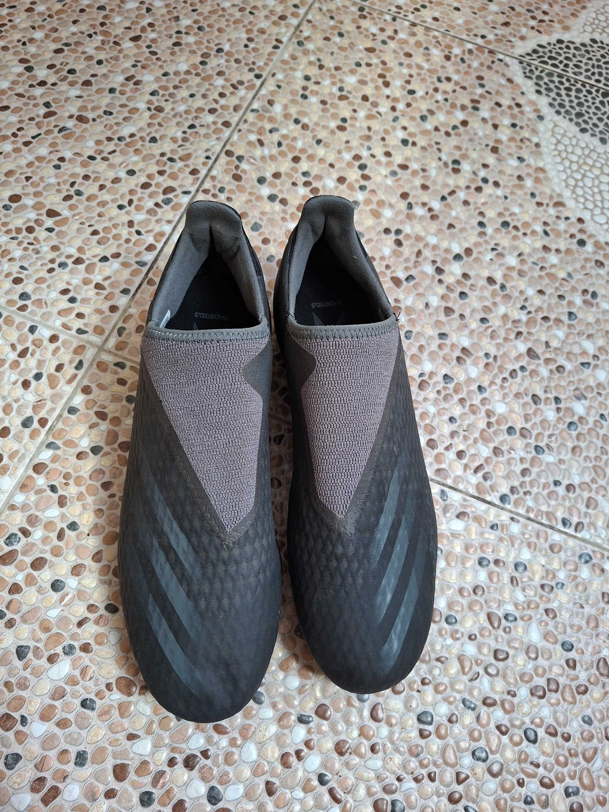 Оригинални бутонки Adidas размер 44 2/3