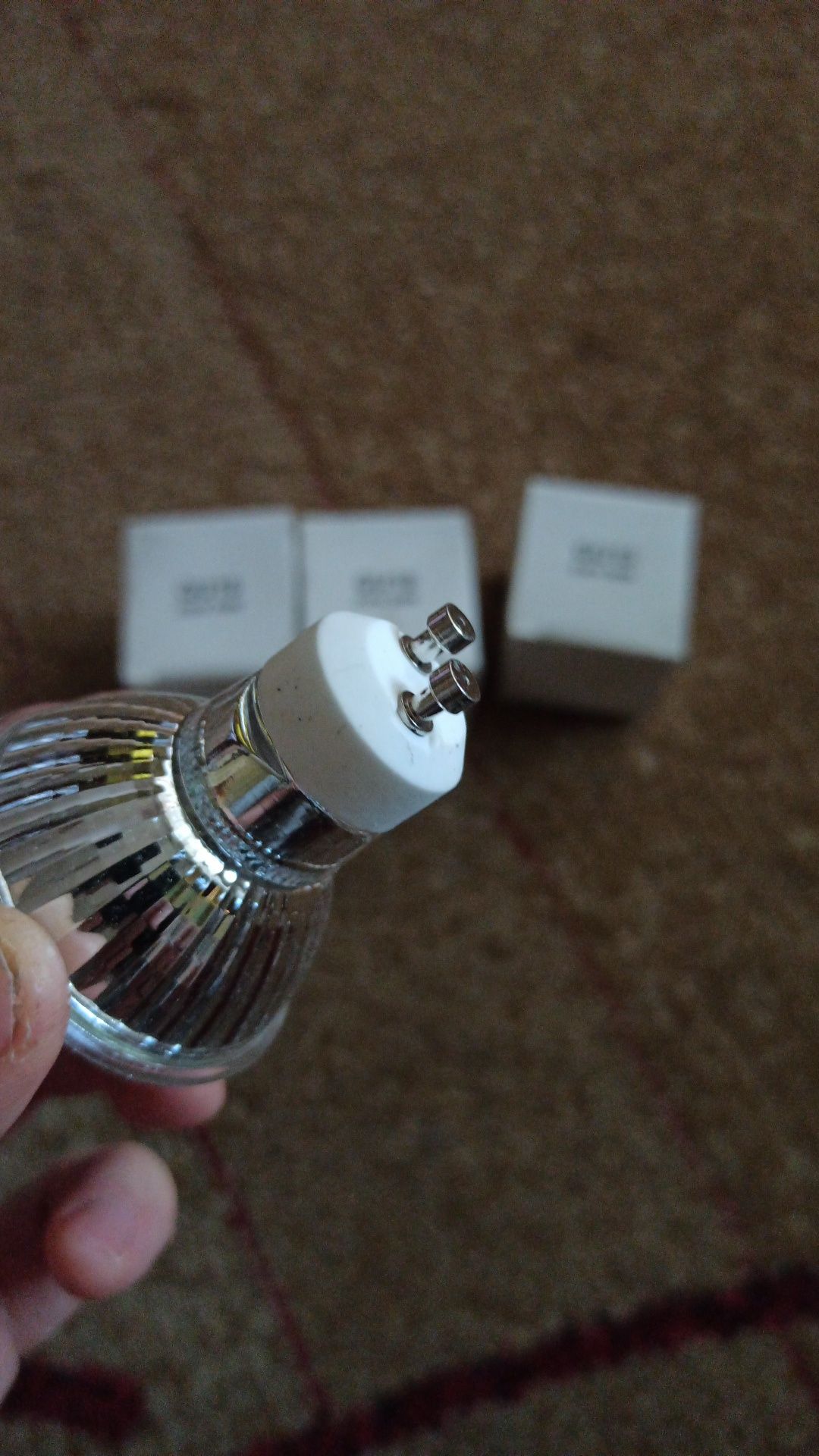 Галогеновые лампочки накаливания и диммер регулятор освещения