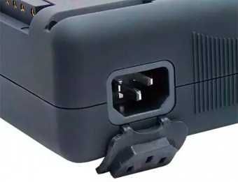 Acumulator profesional DS-95SI cu incărcător încorporat BaterieV-Mount