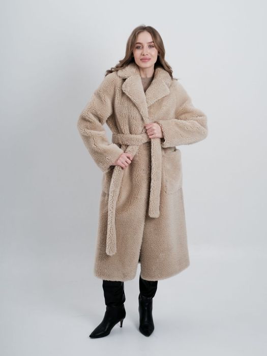 Продаётся женская  шуба длиной миди оверсайз Silverfox