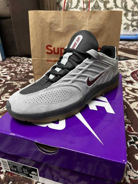 Кроссовки Nike оригинал! Новые в коробке! Размер 44-45