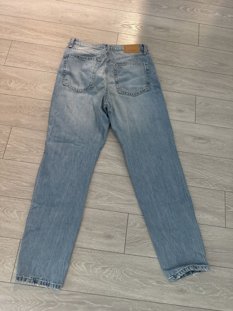 Blugi MOM BERSHKA marimea36