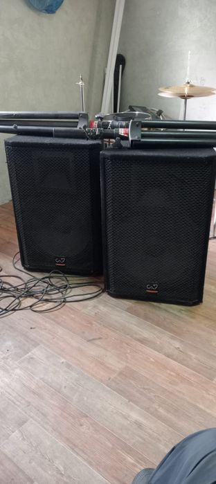 Продам  музыкальную аппаратуру.