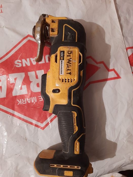 Devalt multifunctiona dcs355