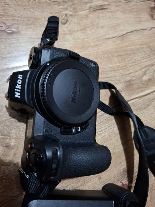 Nikon z6, grip, acumulatori