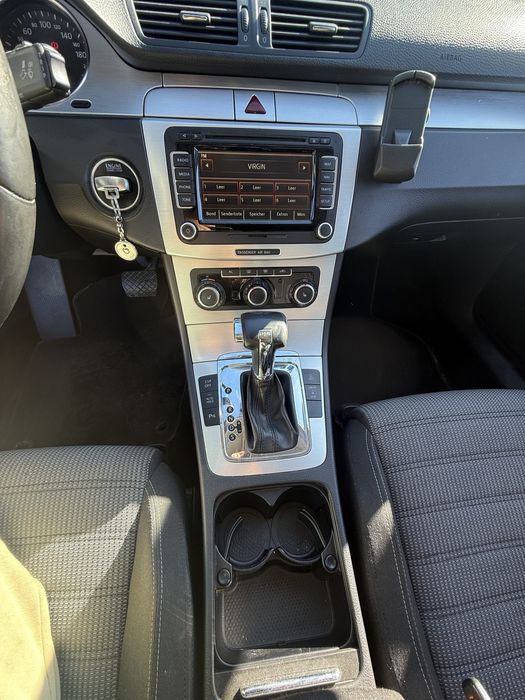 Vand passat CC in stare foarte bună