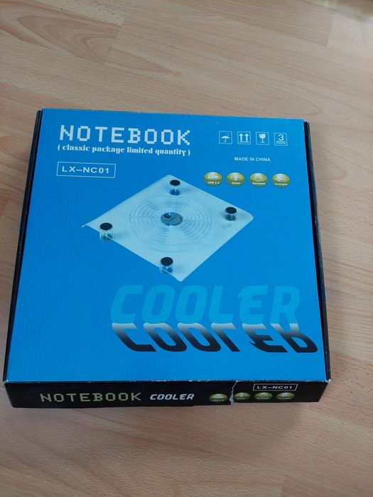 Охладител за лаптоп.