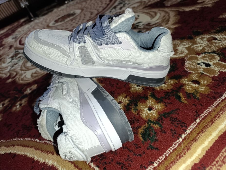 Продаются кеды Луи Витон