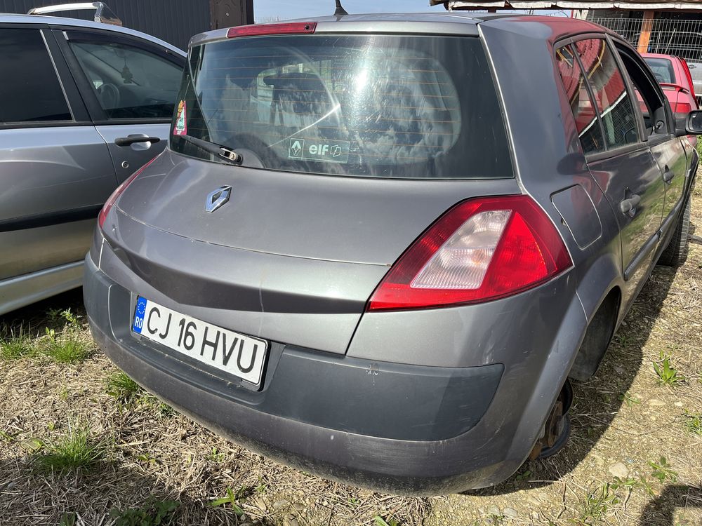 Stop stanga/dreapta renault megan 2 plus alte piese!