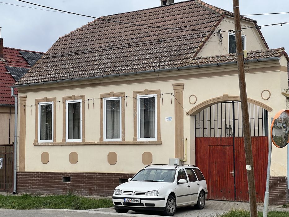 Vand casa centrala Sura Mica