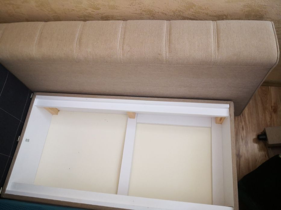 Colțar  canapea extensibil cu lada de depozitare