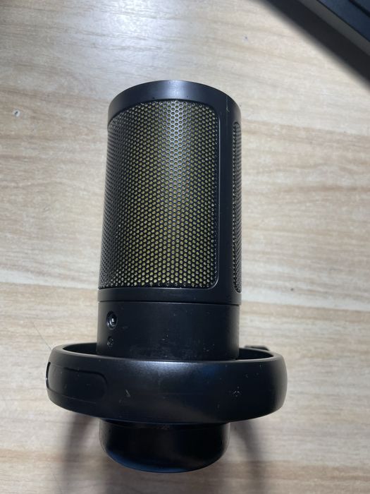 Микрофон на кронштейне {ME6S}