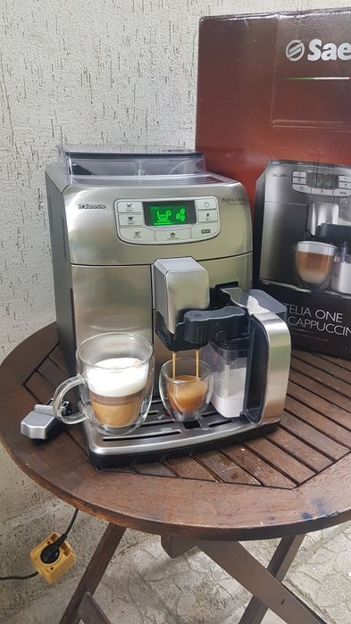 Каферобот Saeco Intelia EVO One Touch Cappuccino Inox. Обслужен изцяло