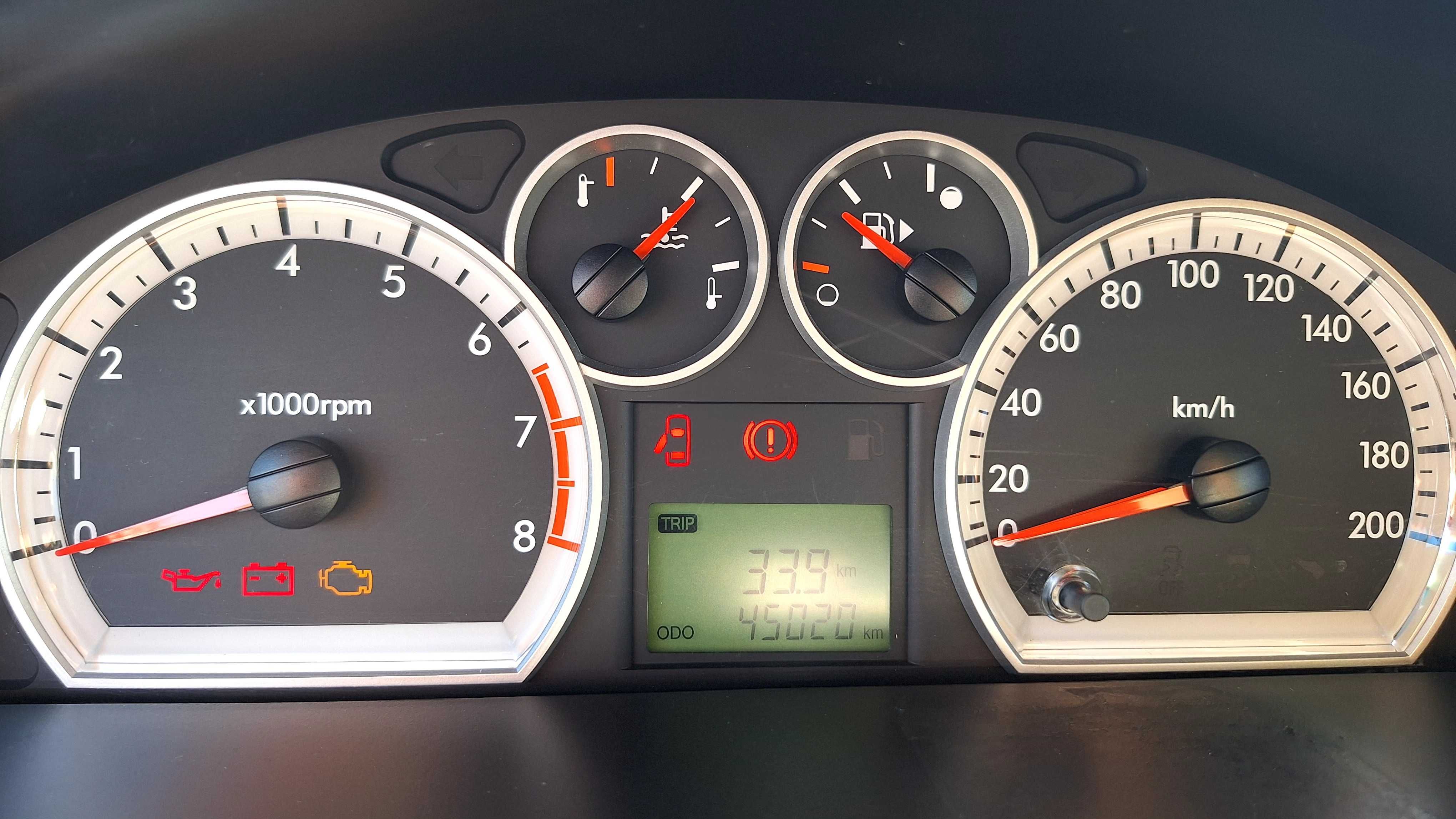 Nexia 3 yili 2019 probeg 45000 halol moshinani ishi yo holati ideal