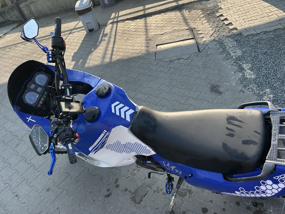 Aprilia Tuareg 350 Wind