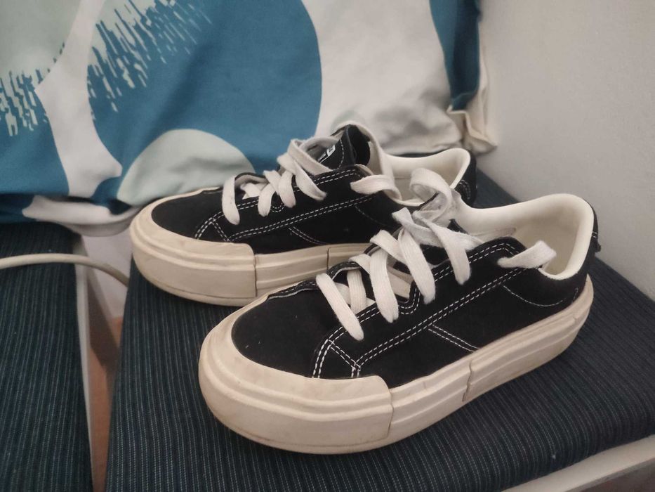 Vand tenesi converse