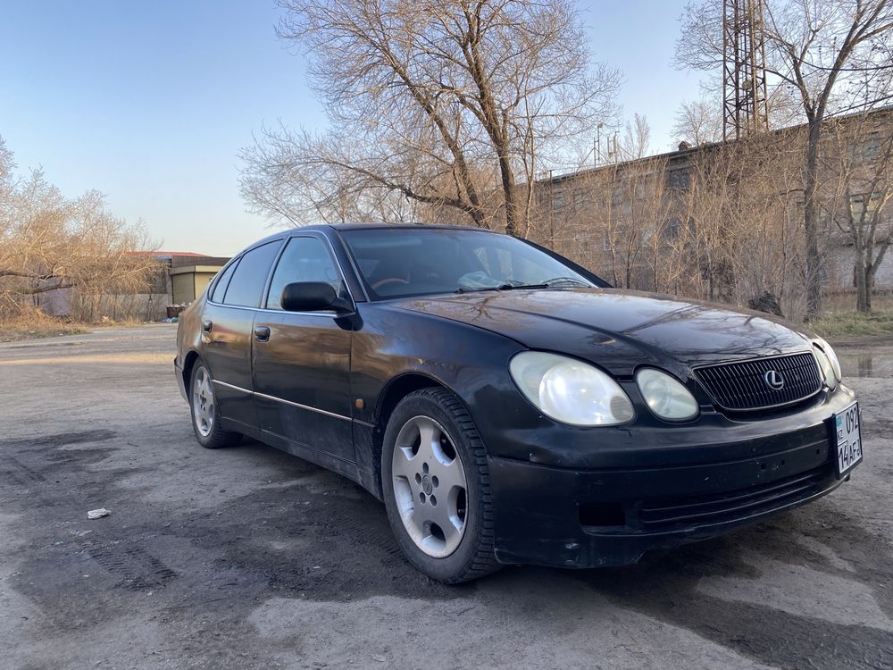 Продам лексус gs300