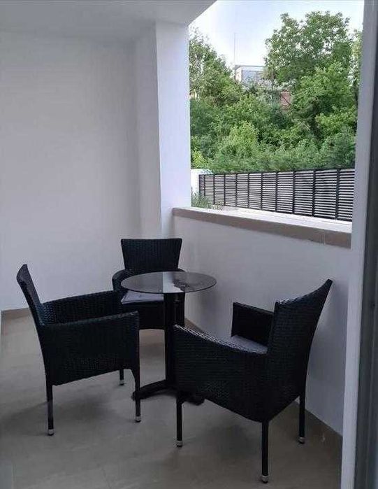 Дава се под наем Тристаен апартамент в Пловдив, Център - 102 кв.м за 453.9 € - Снимка #4