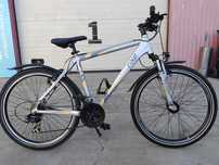 Vând bicicleta din aluminiu