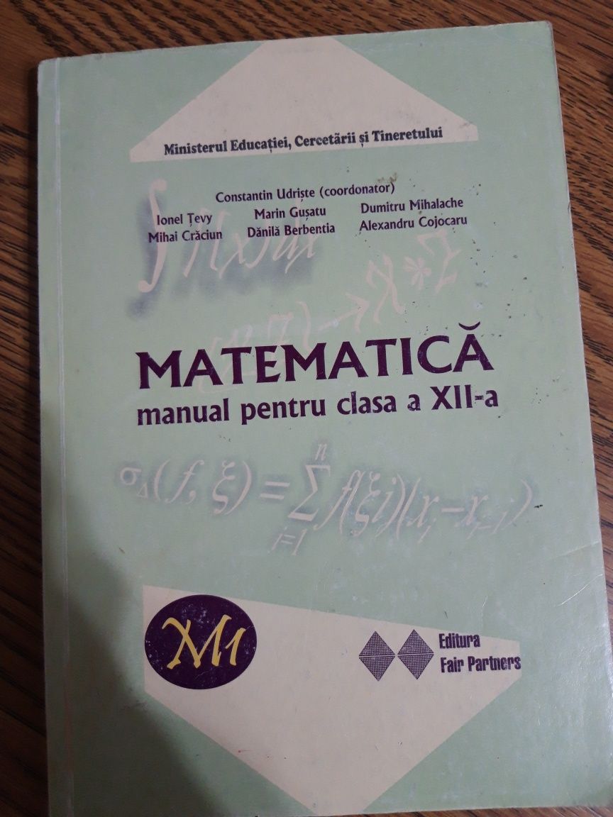 Manual matematica clasa XII M1