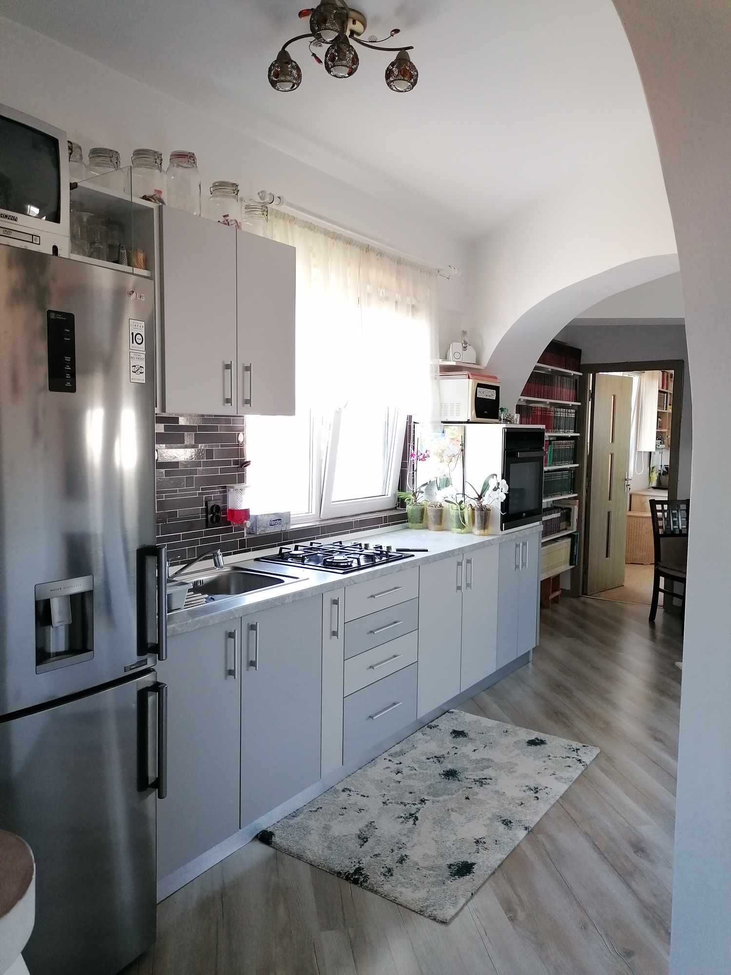 Apartament 3 camere