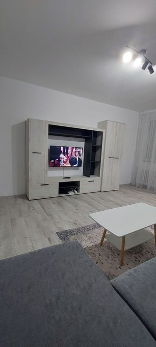 Garsonieră de închiriat