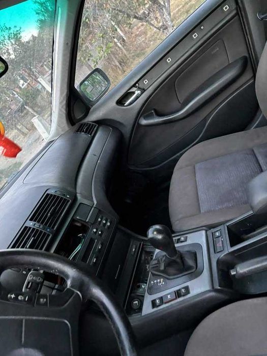 Продавам BMW E46 2.0 150 к.с. на части