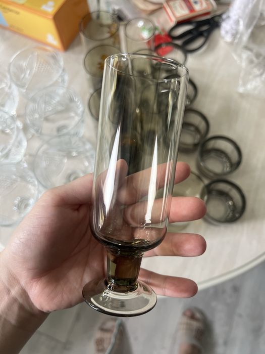 Бокалы хрустальные и стеклянные