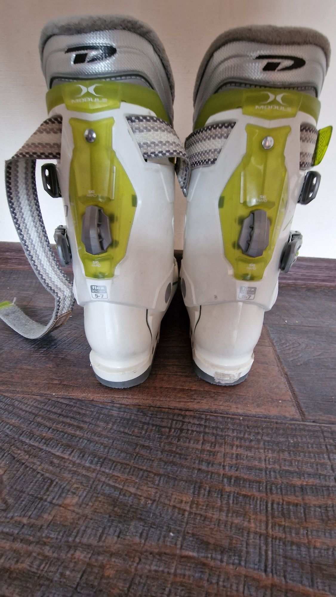 Ботинки женские для горных лыж Италия 37р лыж