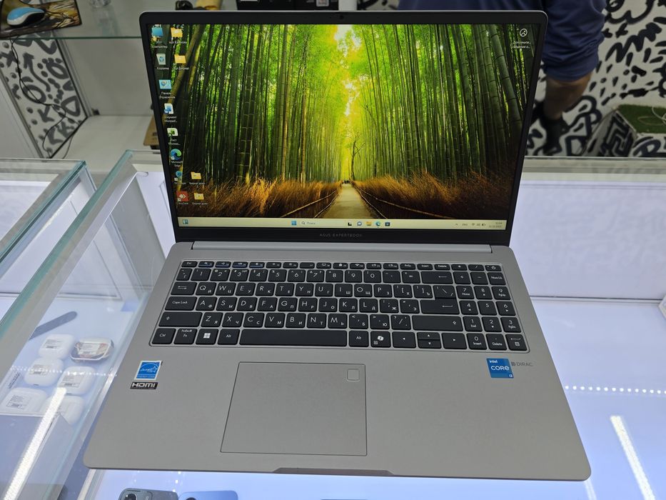 Asus Expertbook core i3 1315u озу 8gb ssd512gb