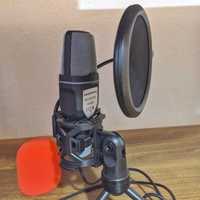 Кондензаторен микрофон с тринога и филтри