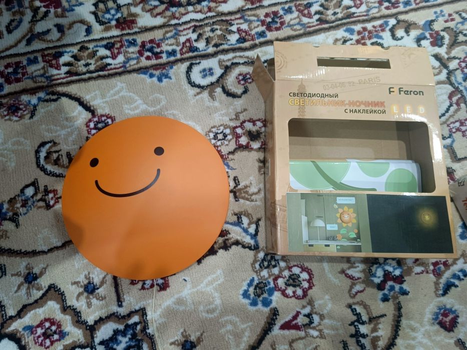 Продам светильник детский