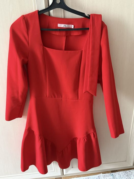 Продам платья в отличном состоянии