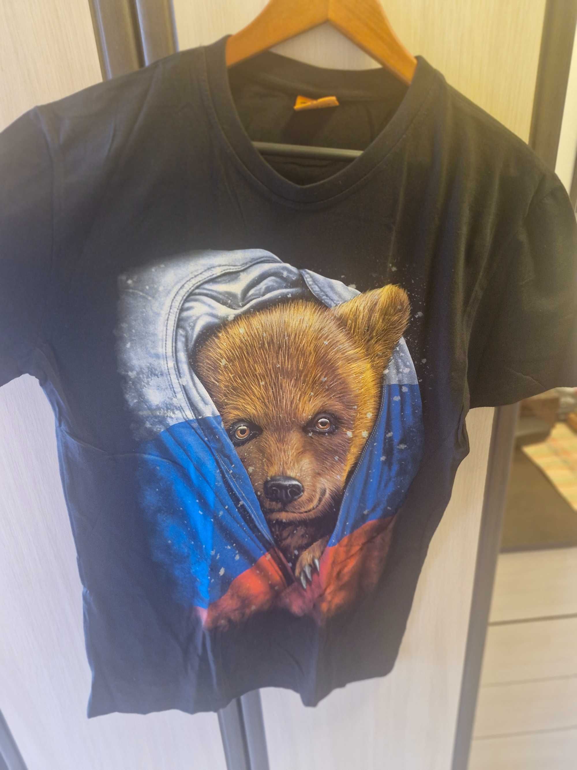 Продават се мъжки тениски