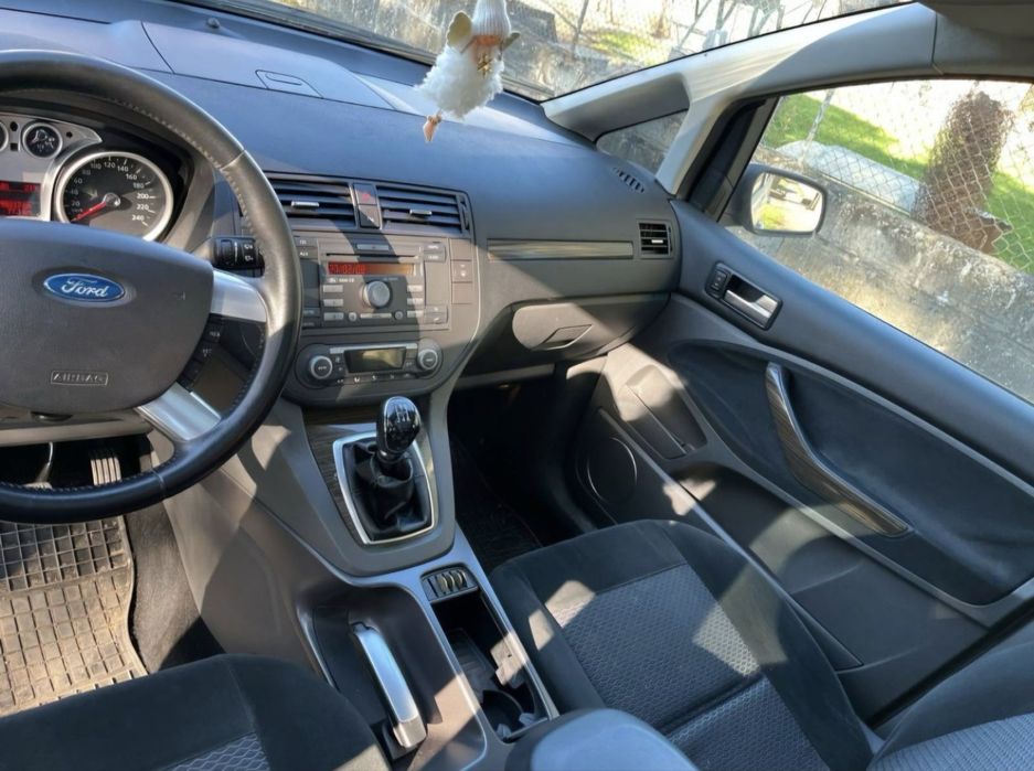 Ford C-Max 2008г обслужен