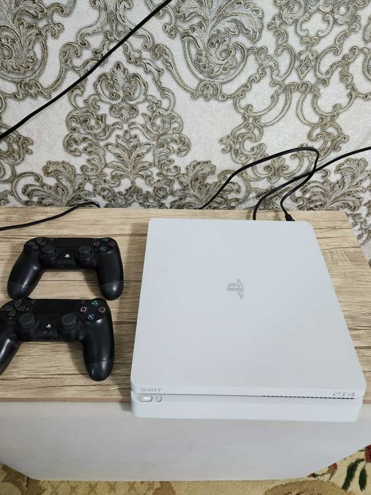 PlayStation 4 slim 1TB 6.72vzlom