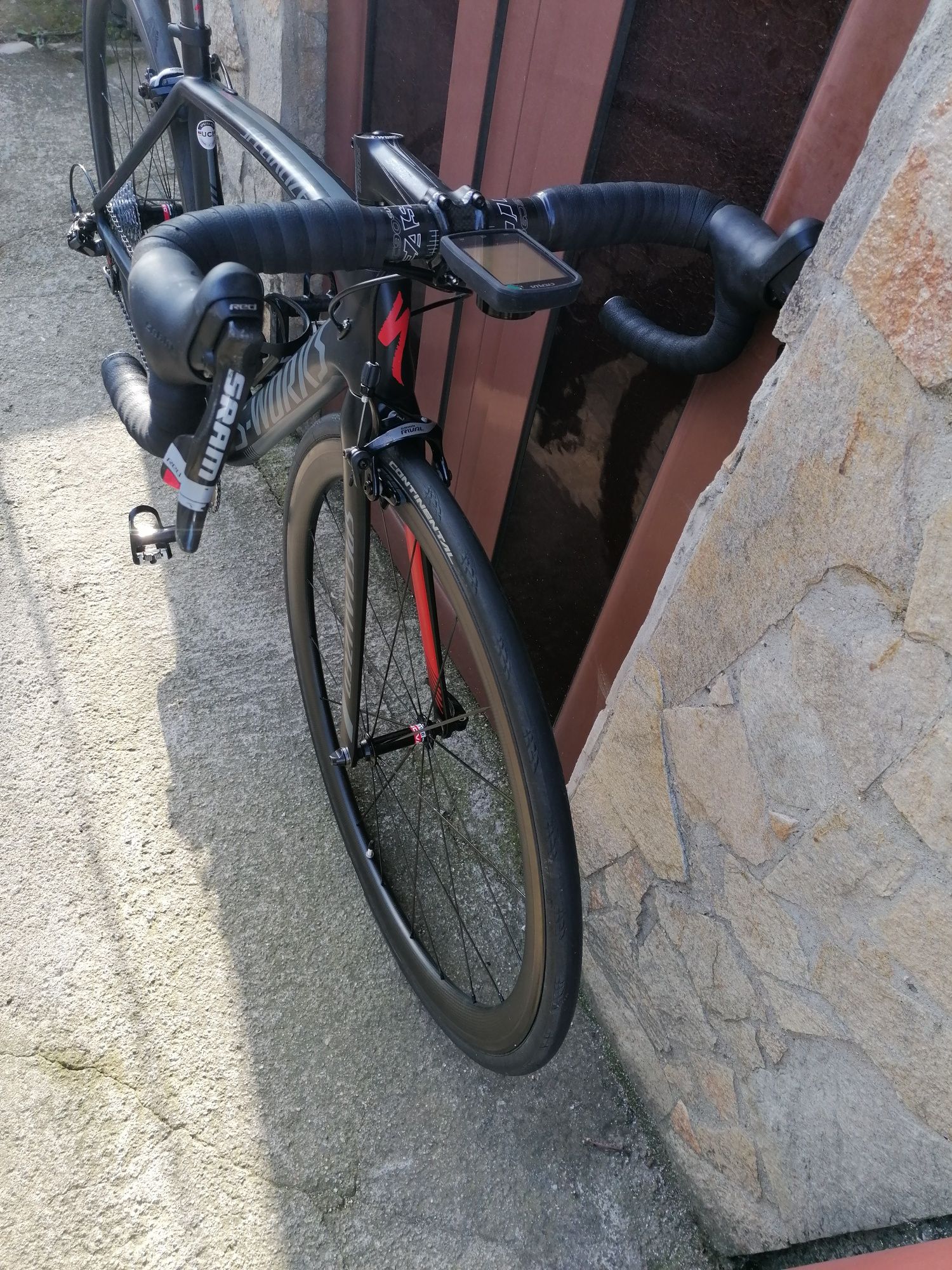Шосеен S-Works Carbon, Sram RED 2*10