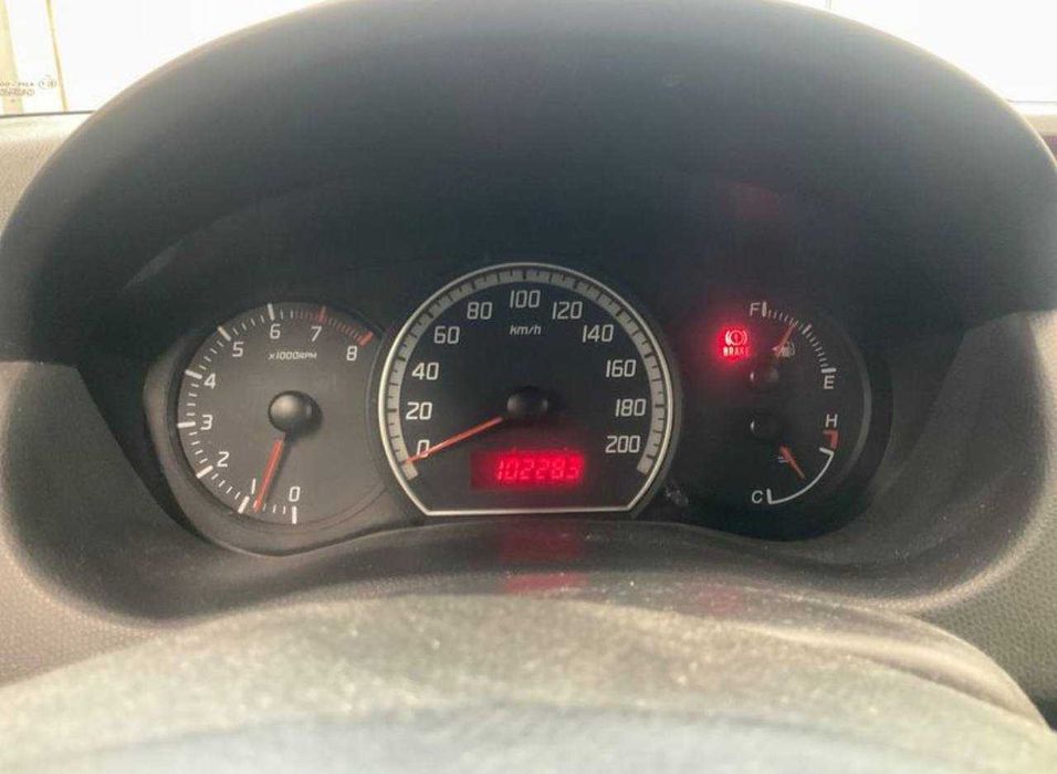 Suzuki Swift НА ЧАСТИ