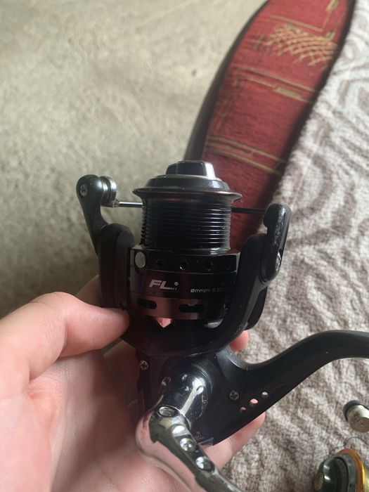 Molinete si undita de pescuit!