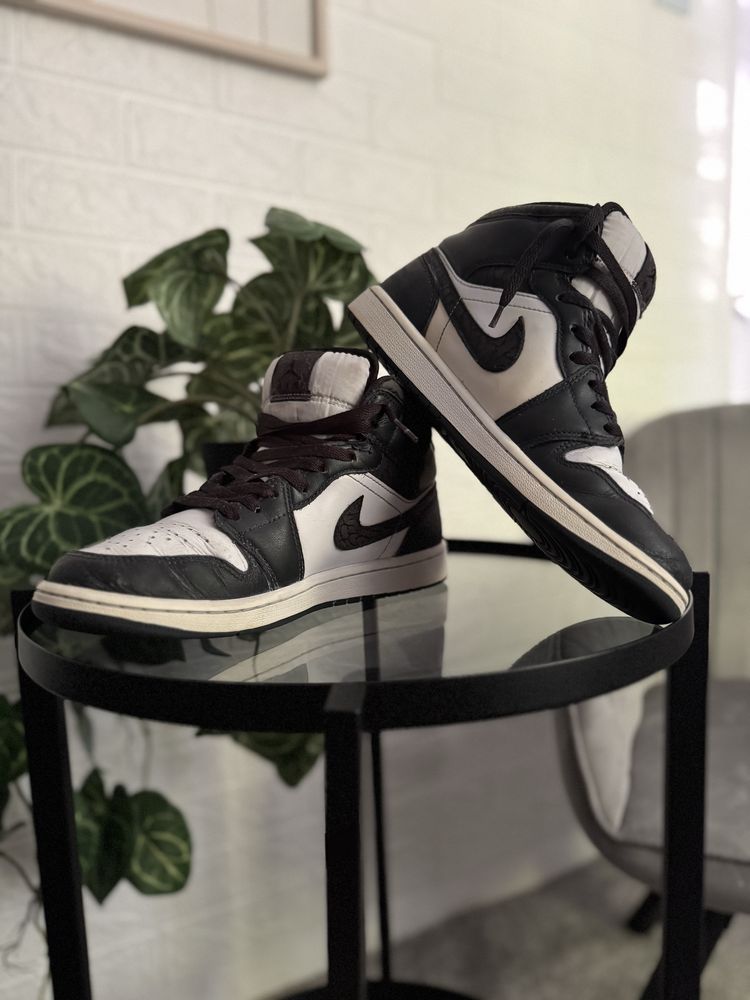 Nike Jordan 1 SE Negru