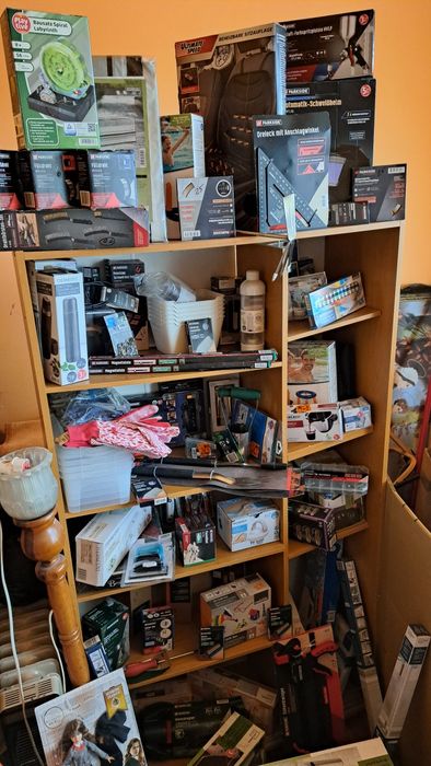 Oferta unica --Lichidare totala de stoc -Revanzare 12.000