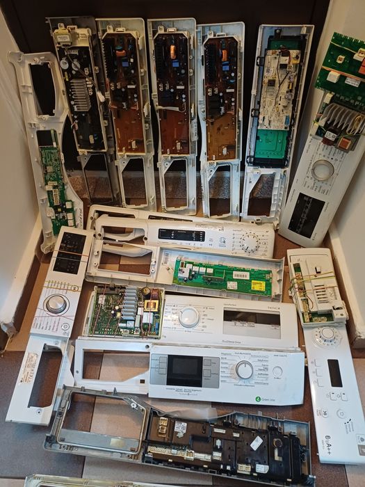 Panouri de bord cu calculator pentru mașini de spălat