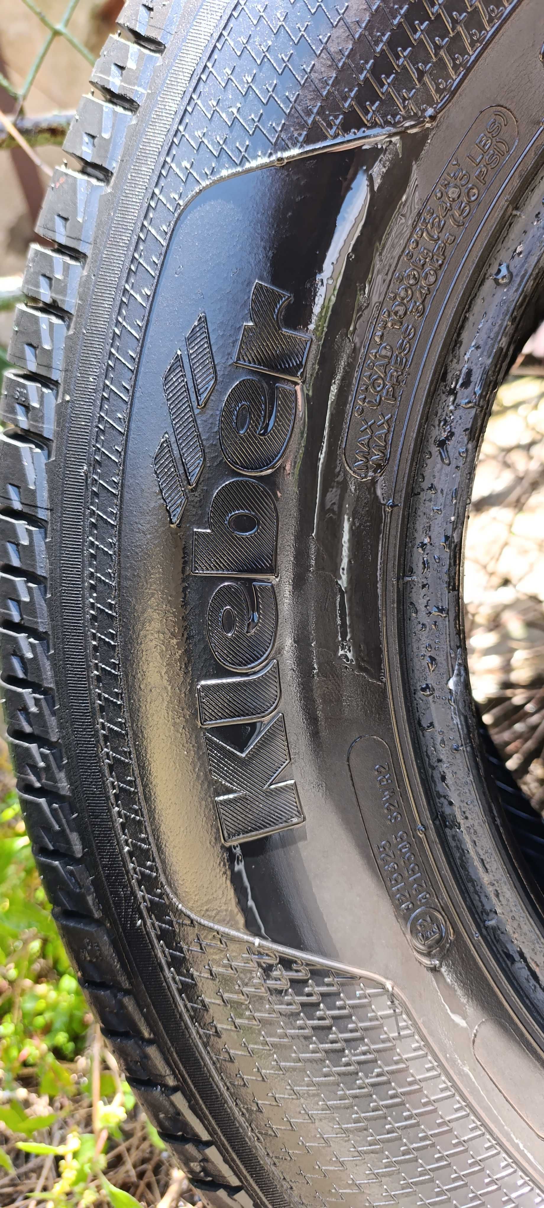 Всесезонни гуми в отлично състояние! Kleber Citilander 245/70 R16