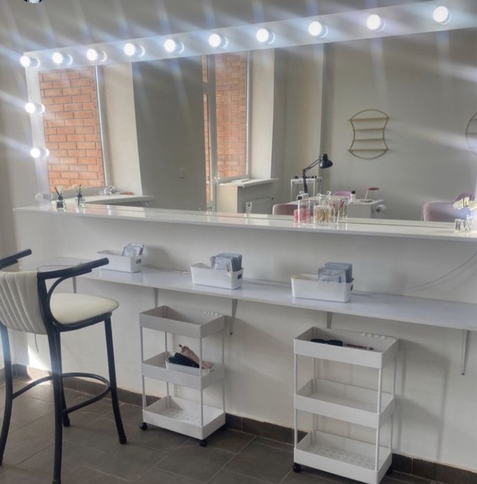 Продам зеркало. Срочно. Торг. Самовывоз.