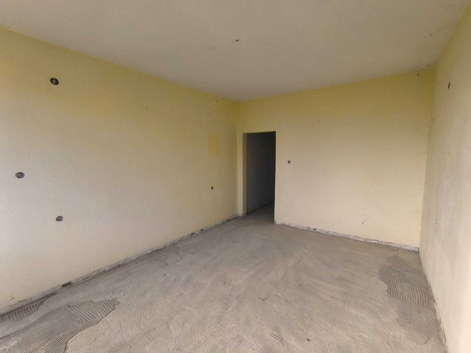 Продава се студио, 37 квадрата, гр. Балчик/ Овчаровски плаж